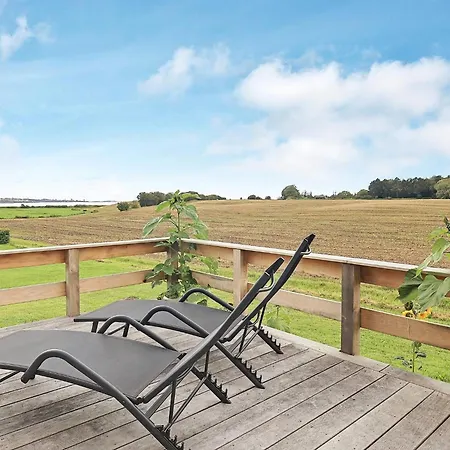 Feriehus 9 Person In Millinge-by Traum