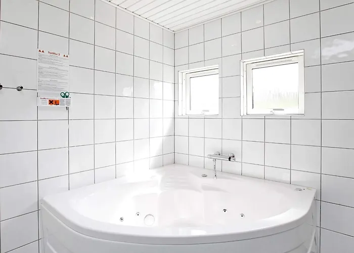 펜션 9 Person In Millinge-by Traum *